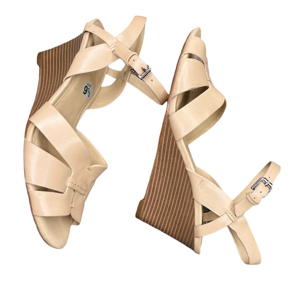 Nine West Tan Strappy Wedge Sandals Shoes Size 9.5